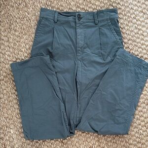 Everlane Women’s Green Chinos